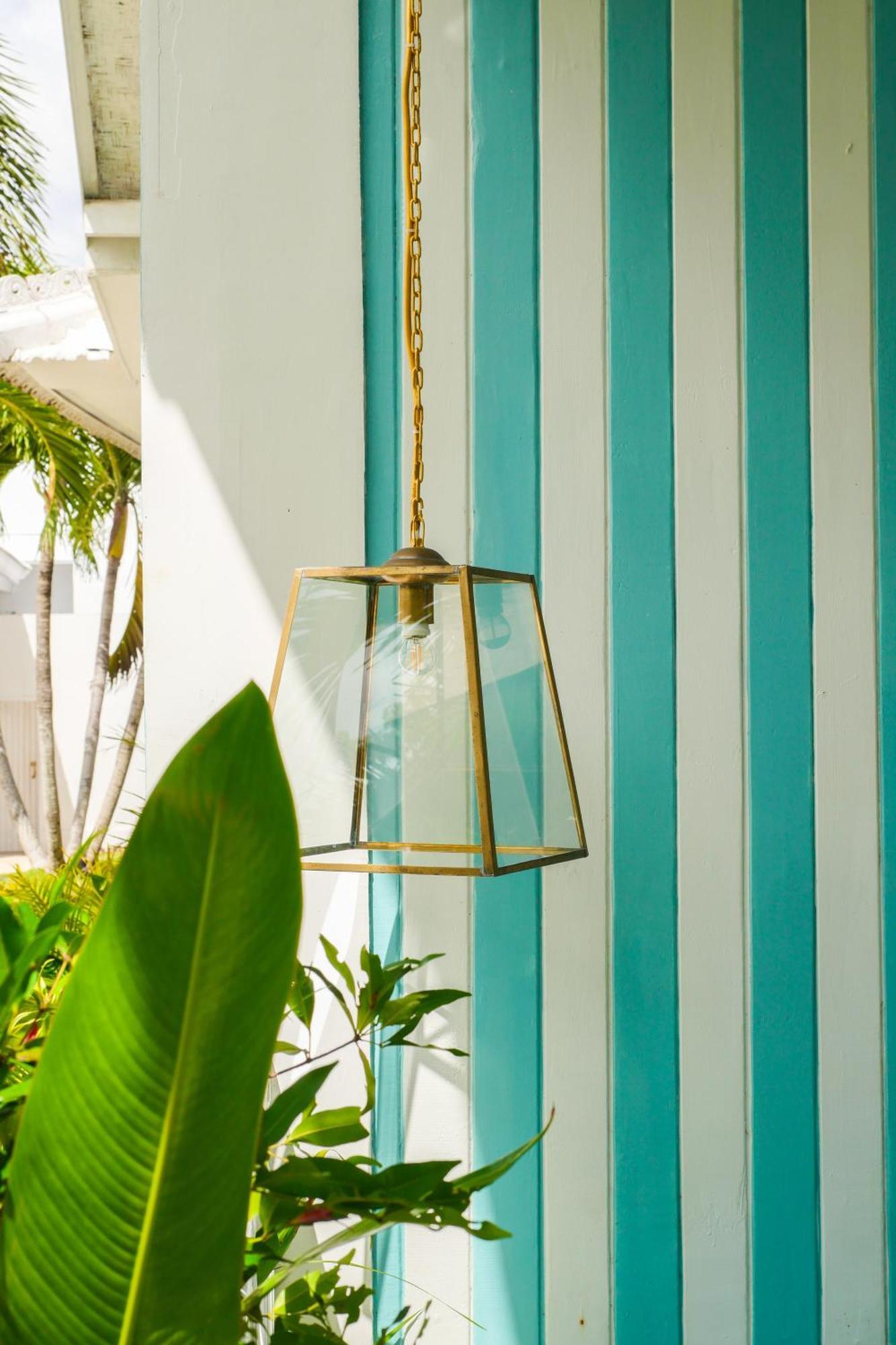 Ria Uluwatu, Tropical Chic Hotel Ngoại thất bức ảnh