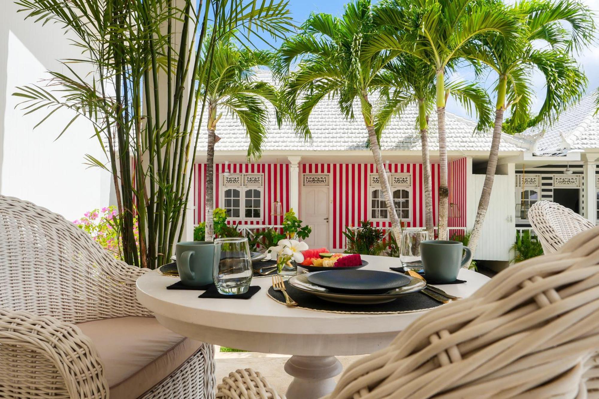 Ria Uluwatu, Tropical Chic Hotel Ngoại thất bức ảnh
