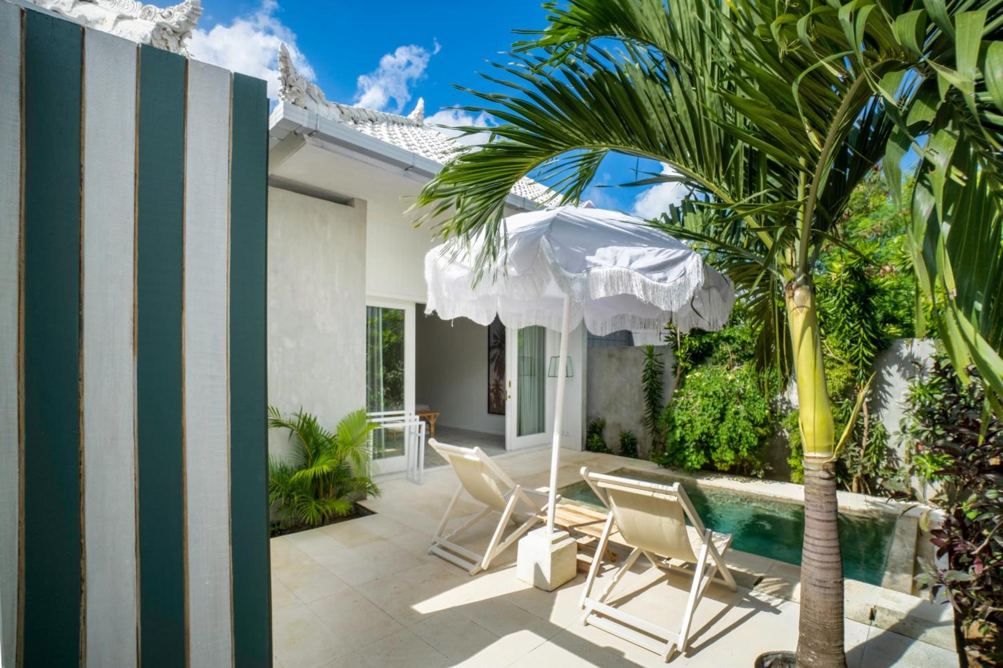 Ria Uluwatu, Tropical Chic Hotel Ngoại thất bức ảnh