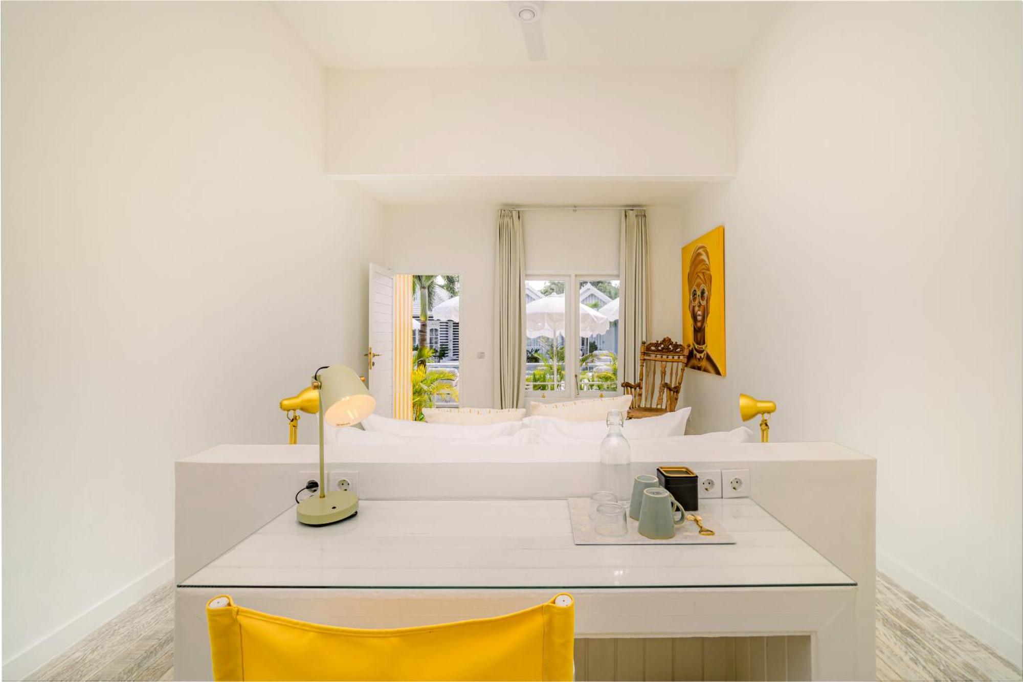 Ria Uluwatu, Tropical Chic Hotel Ngoại thất bức ảnh