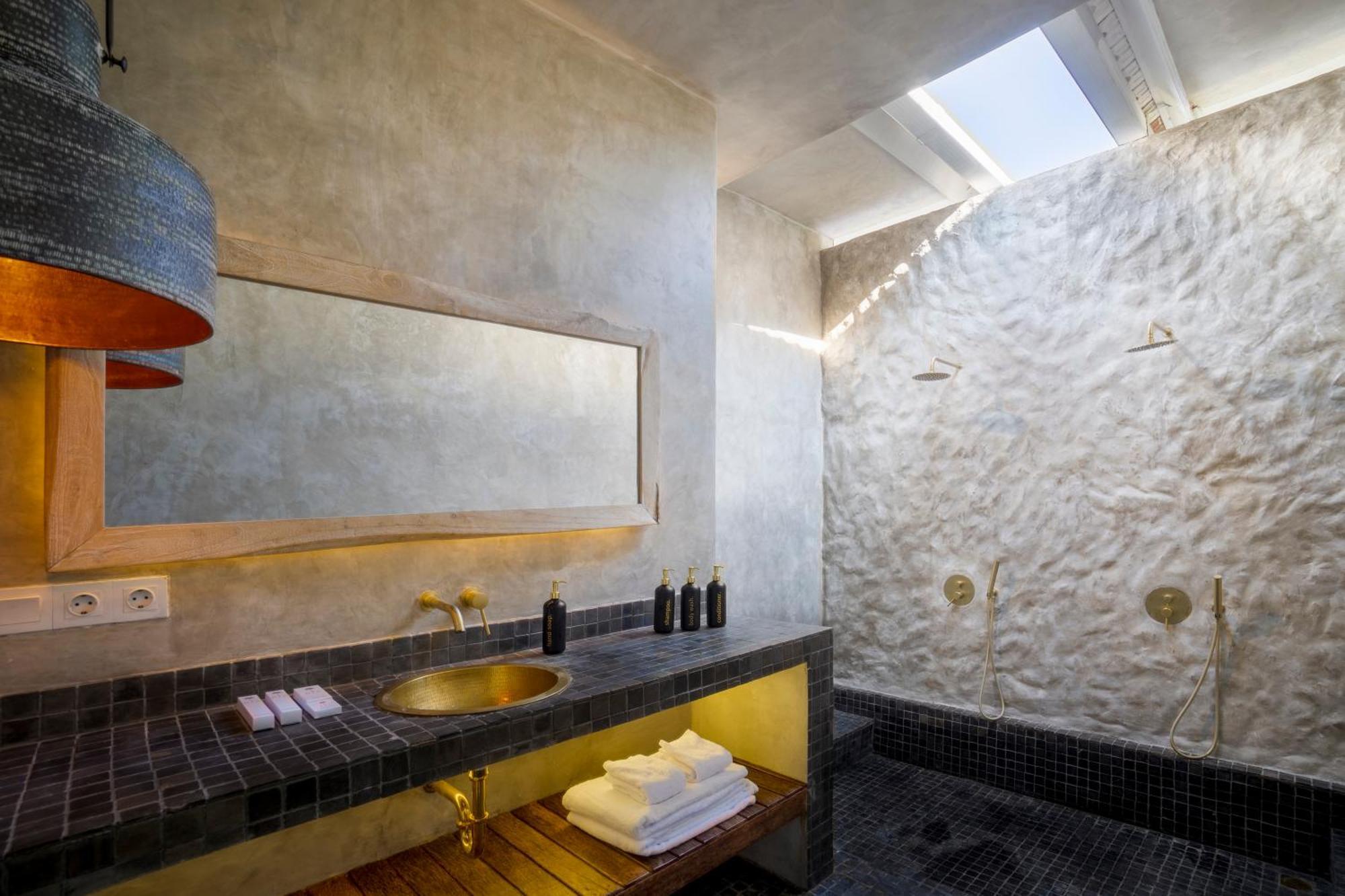 Ria Uluwatu, Tropical Chic Hotel Ngoại thất bức ảnh